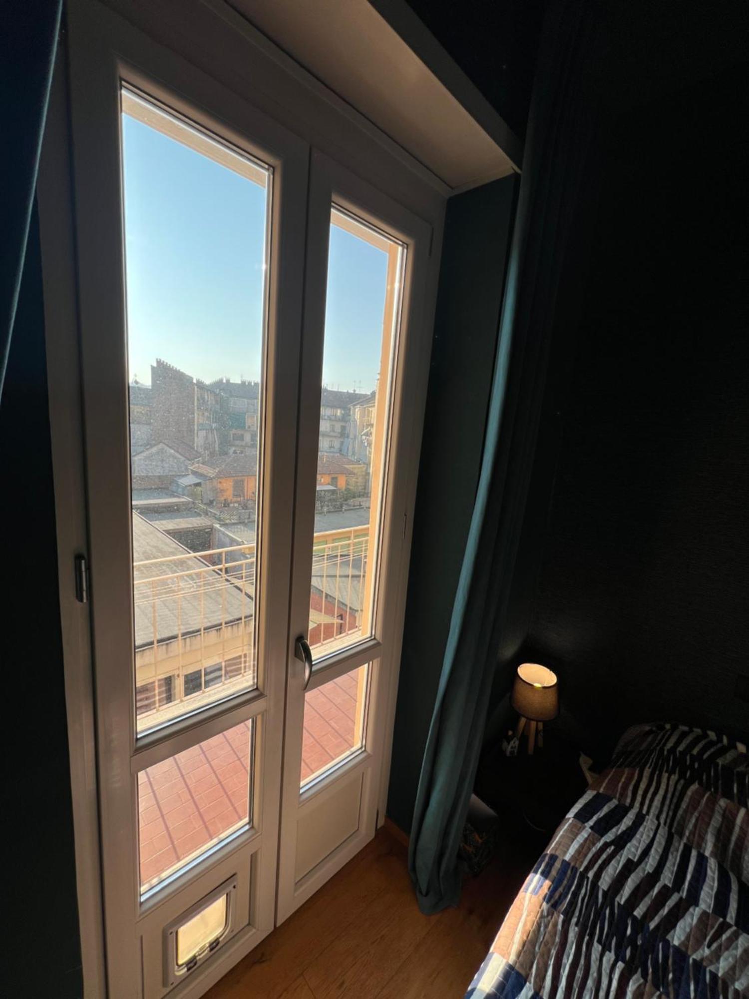 Room With Private Balcony On The Dora River Turim Exterior foto